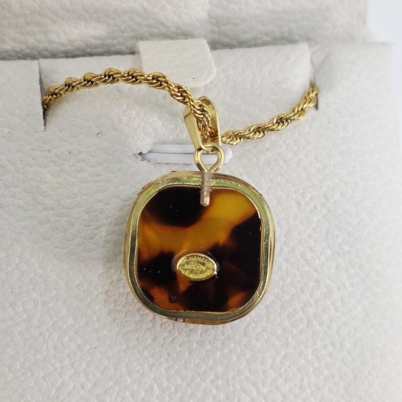 Authentic CHANEL LEOPARD PRINT Pendant On Atolea Chain - Picture 3 of 4